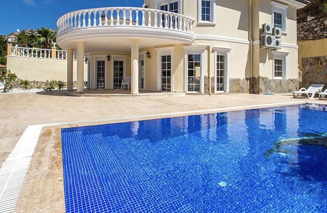 PRIVATE VILLA IN ALANYA, PEARL OF MEDITERRANEAN