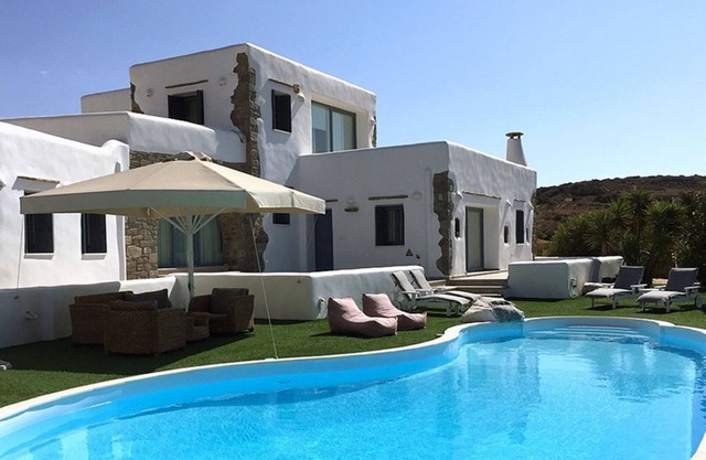 Private villa, private pool, tennis court, gym, BBQ, wonderful sea view, sunset