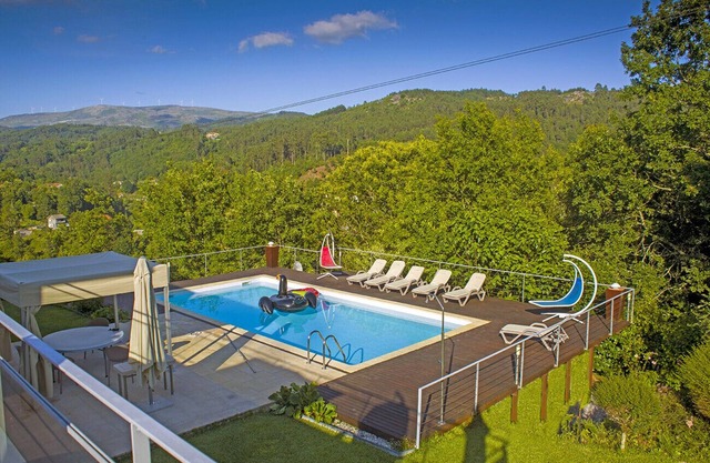 Private villa deluxe with pool and jacuzzi