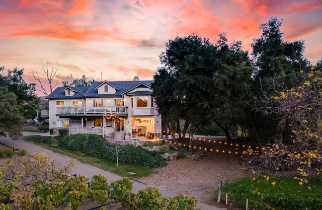 Private Vineyard Retreat