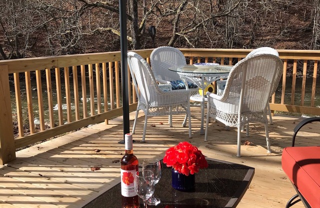 Private Waterfront property with Mountains surrounding the Loft on the Doe River