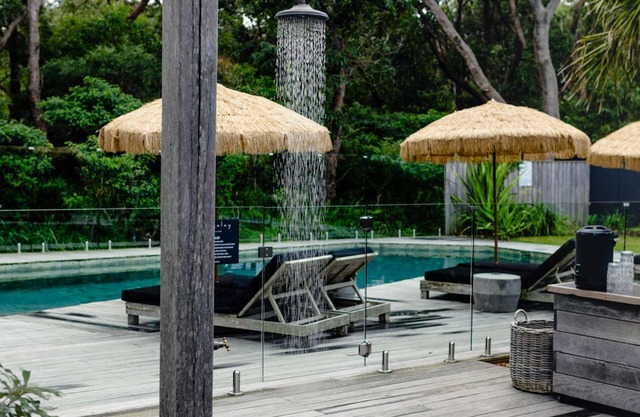 Privately Managed Golf View Villa 3 Bangalay Villas