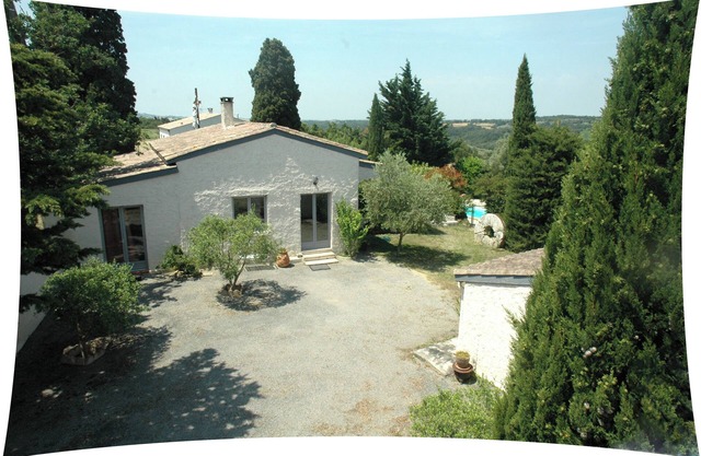 Promotions to seize: Beautiful artist cottage, private pool, exceptional view