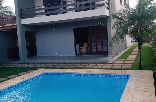 Property in Guarujá, 5 minutes' walk from Mar Casada beach, well located!