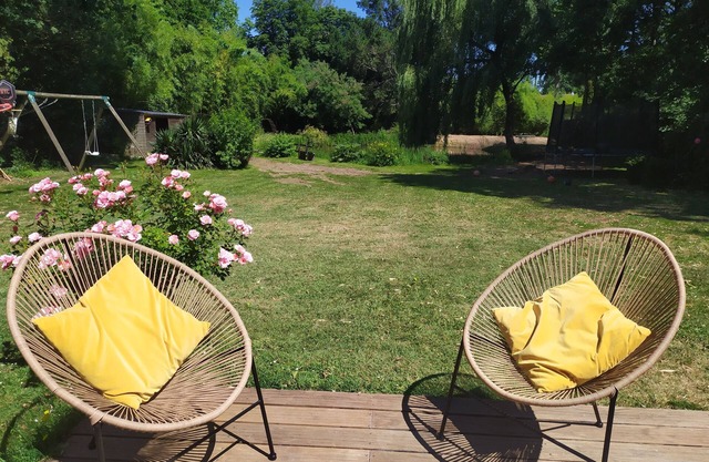 Property with pond 15 minutes from Nantes and 30 minutes from Pornic