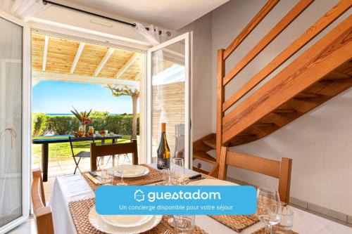 Prunete - Piscine - Vue mer