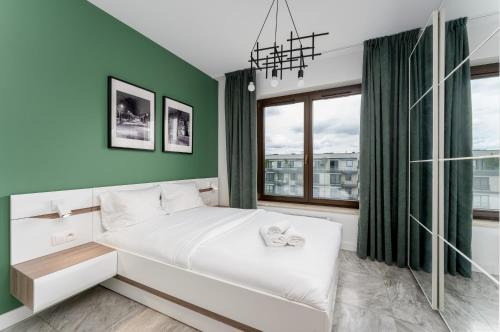 Przedwiośnie Chic Harmony Apartment by BookingHost
