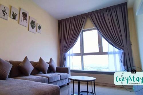 Puchong Skylake Lake-view Condo 3-6pax