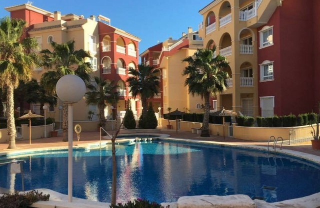 Puerto Marina 2 bedroom 2 bath apartment in Los Alcazares