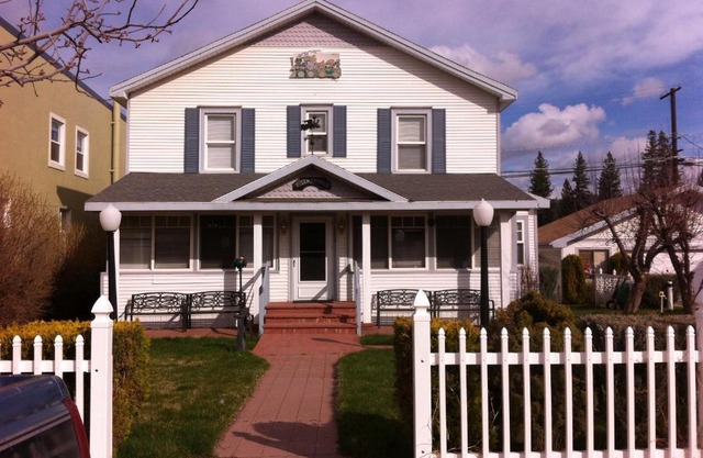 Pullman House Inn