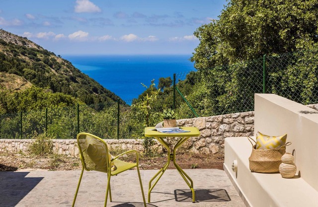 Punentes Villa - Two Bedroom Villa, Sleeps 4