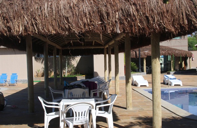 PUNTA CALDAS > CASA 2 > R$686/PESSOA/NOITE > ACOMODA ATÉ 10