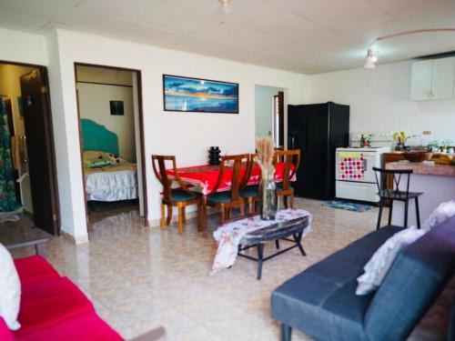Pura Vida Tico Casita