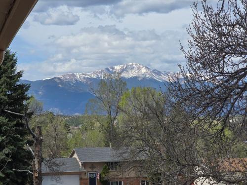 Purple Mountain Majestic Retreat