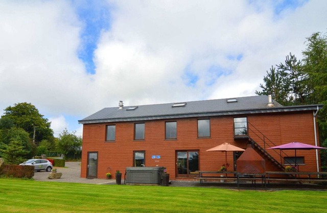 Quaint Cottage In Petite Langlire With bubble bath