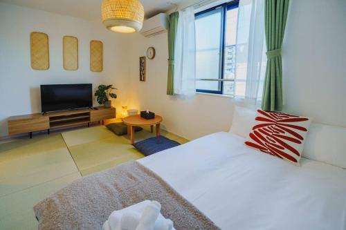 QH302, Newly renovated hotel, direct access to Ueno, Asakusa, Disneyland, Airport