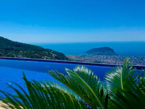 Qoople Villa Tepe with infinity pool and panoramic view