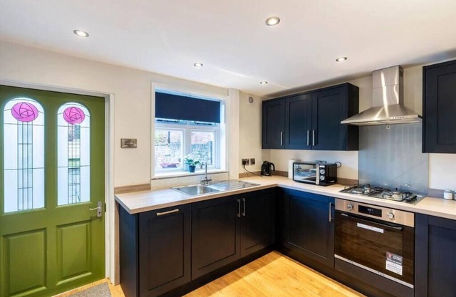 Quaint Historic Home | Charming Stay in Barton