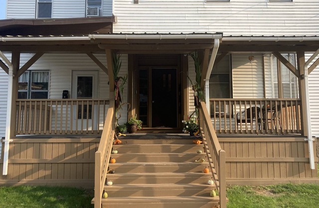 Quaint Little Falls Apartment- Walk Everywhere in Town and Enjoy a Relaxing Stay