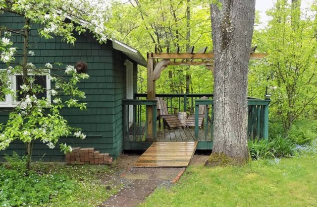 Quaint Private Bungalow