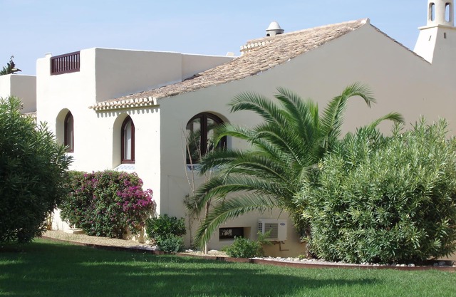 Quality, detached, modern yet comfortable villa set amongst stunning garden