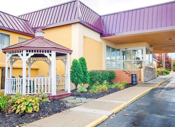 Quality Inn and Suites Fairgrounds - Syracuse