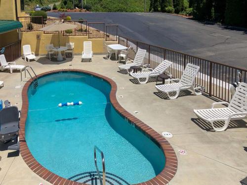 Quality Inn Hillsville