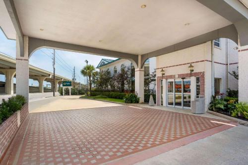 Quality Inn & Suites Houston Northwest - Cypress