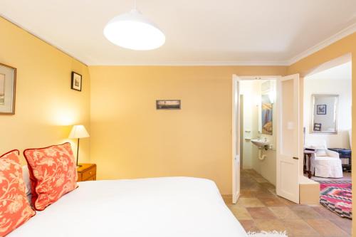 Quarterdeck Cottage Kalk Bay - No Load Shedding