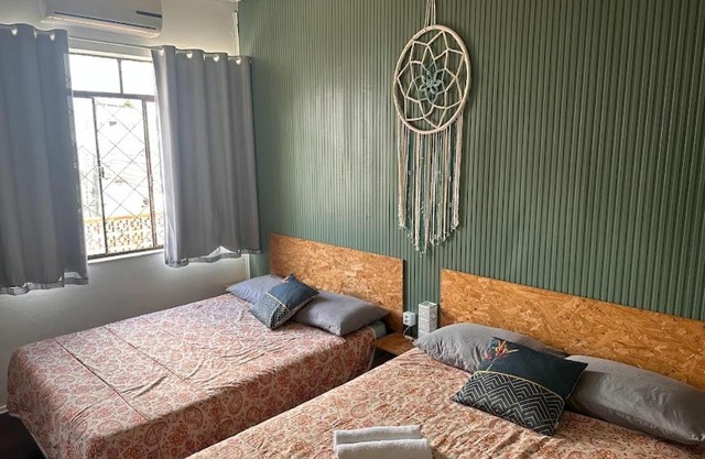 Quarto 6 no Centro de Itajaí, Ar+SmartTv