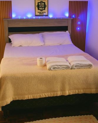 Quarto amplo no Portão