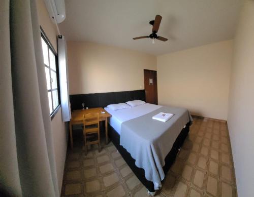 Quarto Privativo no Centro com Café da Manhã