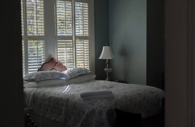 Queen Anne Room at Avera-Clarke