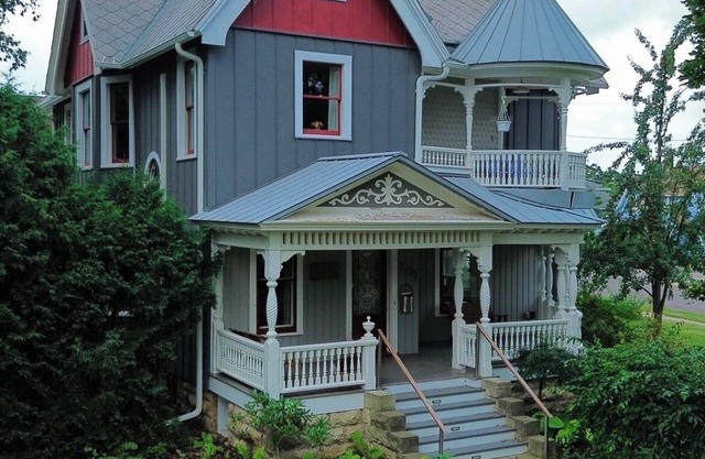 Queen Anne Stay
