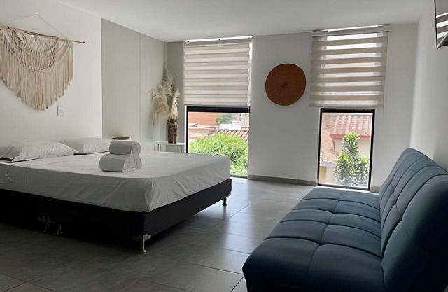 Queen bed and street view!