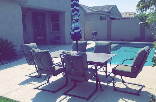 Queen Creek Oasis - 4bed, 3bath w/Heated POOL :-),