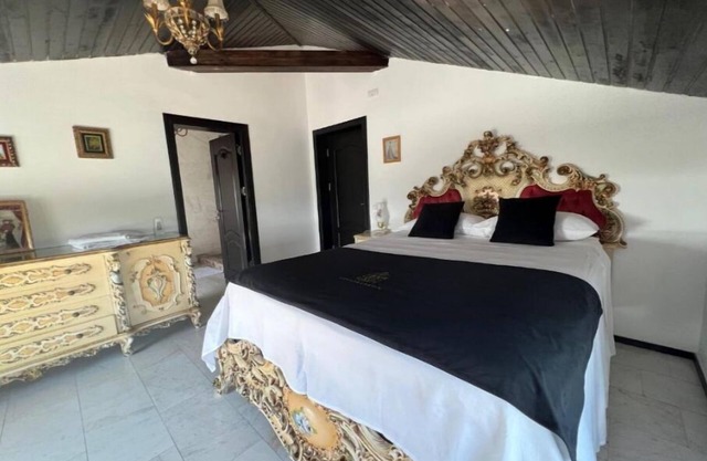 Queen Room with Balcony