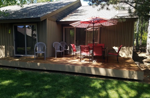 Quelah 70 Condo in Sunriver-Ideal Location! DCCA 950