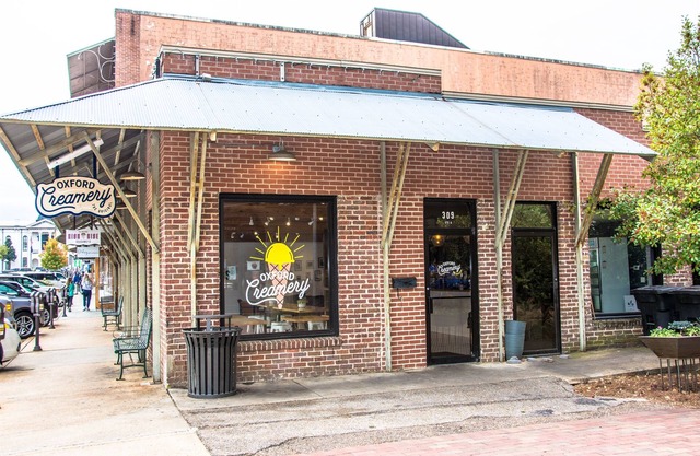 Quick walk to Campus/The Square & 3 Parking Spots!