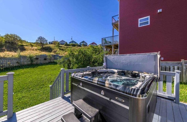 Quidi Vidi Village | Hot Tub | 4 Bedrooms | 2 Bathrooms