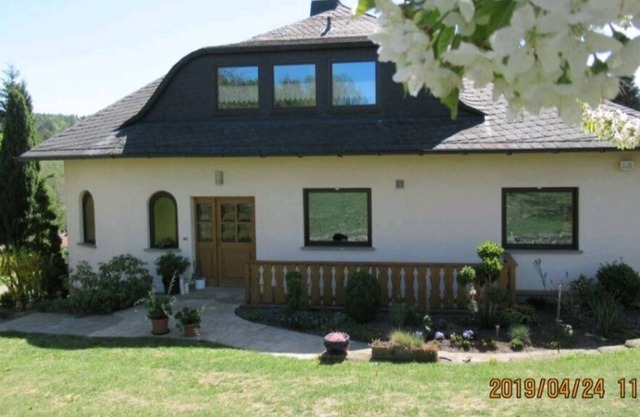 Quiet apartment in country villa, about 85 sqm