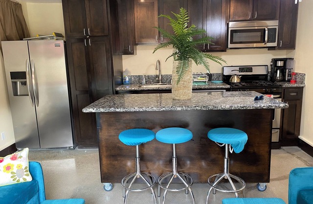 Quiet Beach Studio in upper abalone cove, RPVnn