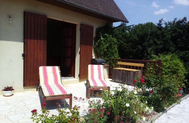 Quiet bed and breakfast with terrace