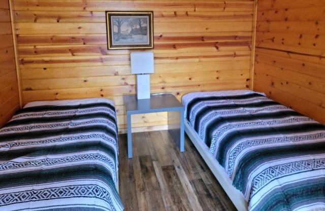 Quiet Cabin at The Retriever Retreat