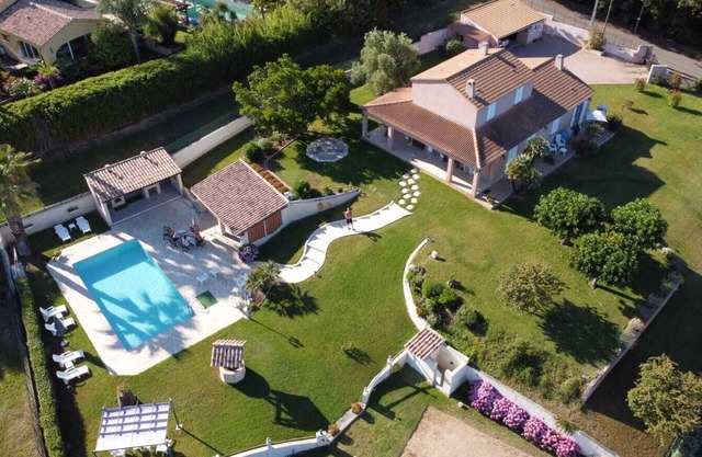 Quiet, close to the sea and mountains T2 50 sqm