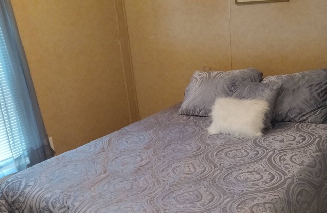 Quiet Cottage on a beautiful farm - 10 mins to WEC