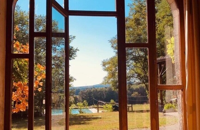 Quiet country holiday home