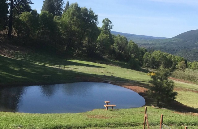 Quiet country setting close to water falls, rivers, lakes and hiking areas.