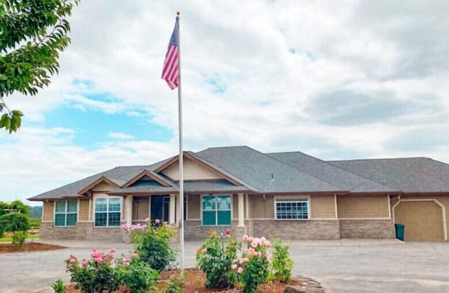 Quiet Farm Stay w/ Stunning View in Hillsboro, OR