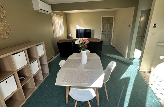 Quiet Ground Level Suite